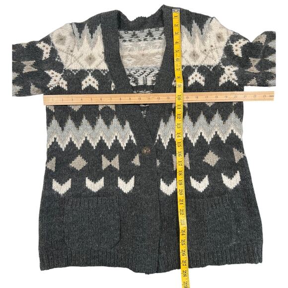 J.Jill Wool Blend Fair Isle Gray Button Cardigan Women's Size L Chevron w Beads - Picture 8 of 11